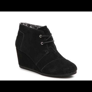 TOMS Desert Bootie 10 EUC Wedge